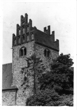 Herzberger Kirche von 1986, aufgenommen durch den ehemaligen Pfr. Horst-Dieter Krause